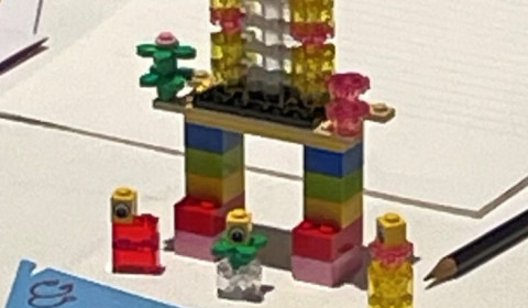 Model of a building front made of duplo