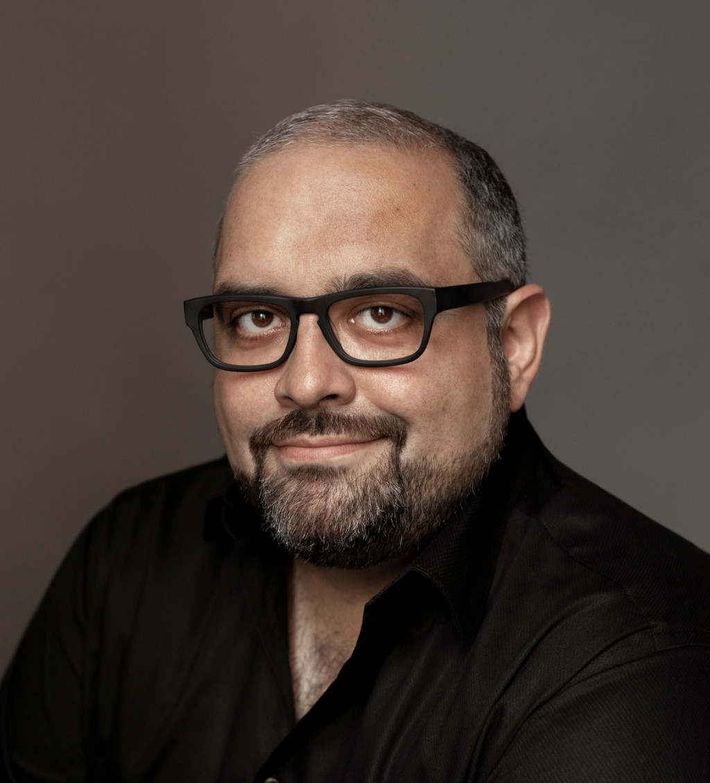 Photo of speaker Shamus Khan